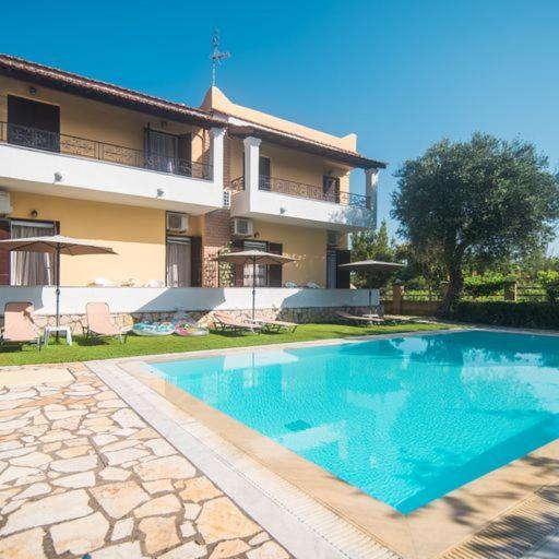 Villa-Toula Roda  Zewnętrze zdjęcie
